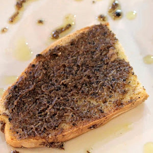 Crostini al Tartufo